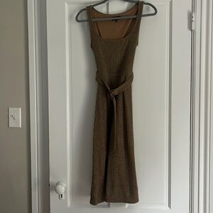 Luis midi Majorelle dress in mocha size small with belt.